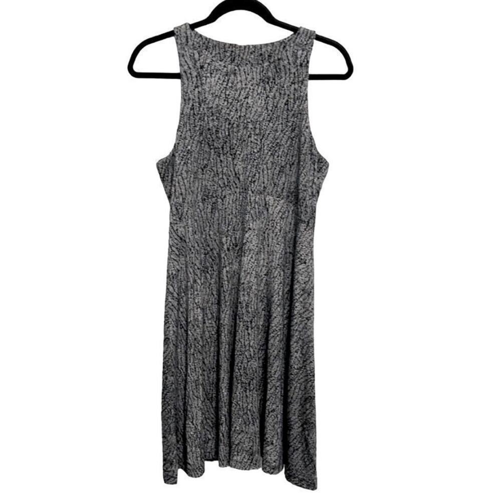 Athleta Santorini Thera Print Black & White Woman’s Athletic Dress